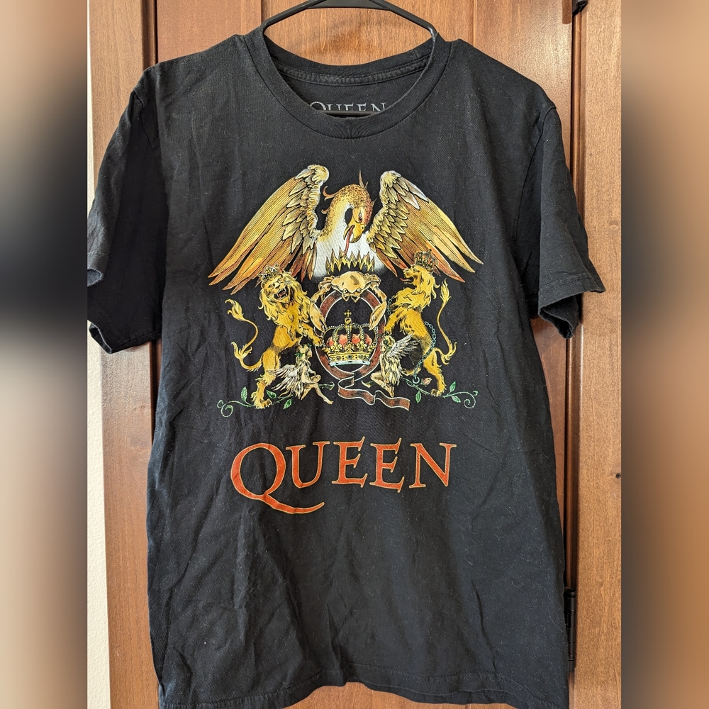 Queen Shirt